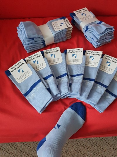 Zakoupením ponožek Dlouhé cesty